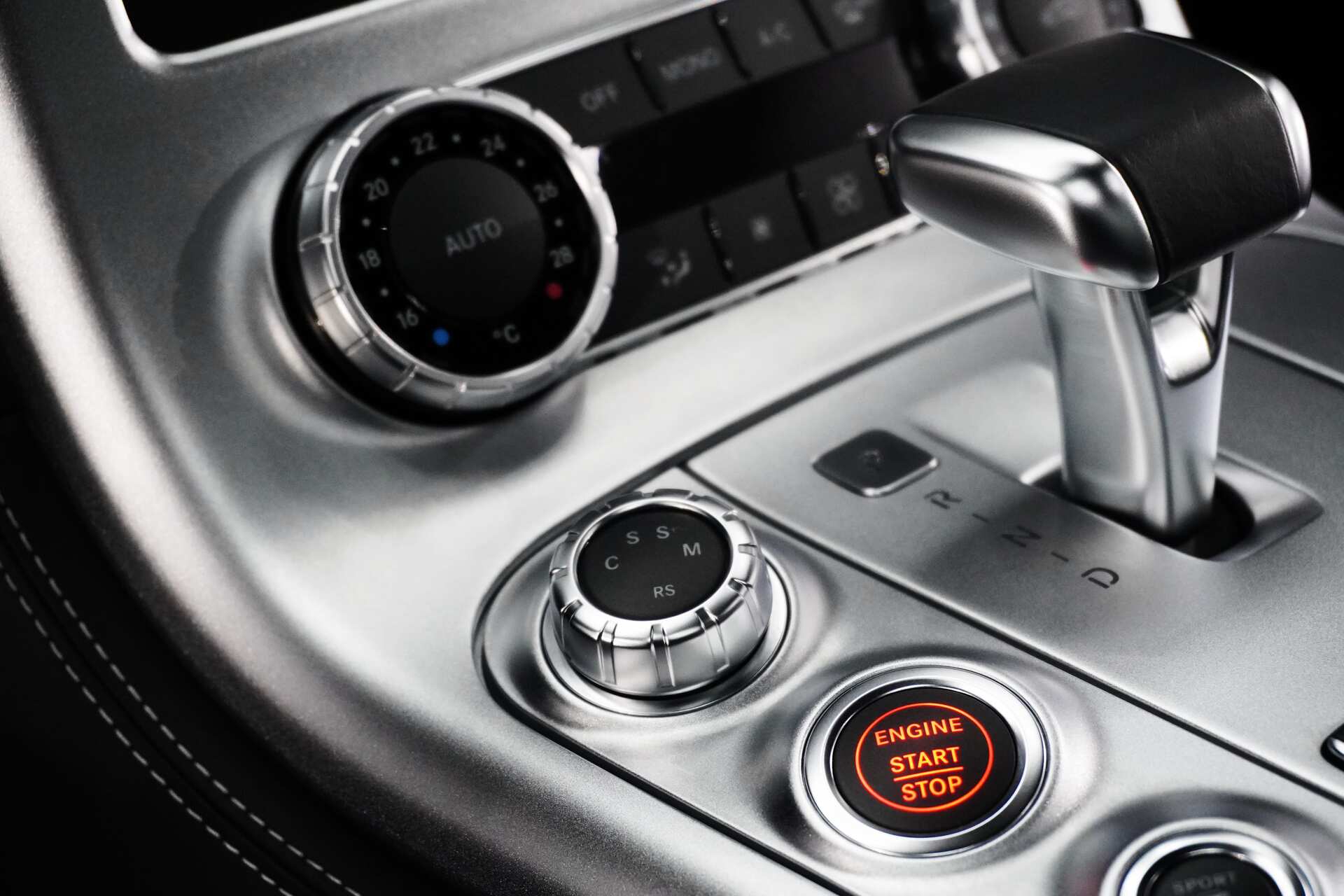 Meercedes-SLS-AMG-13