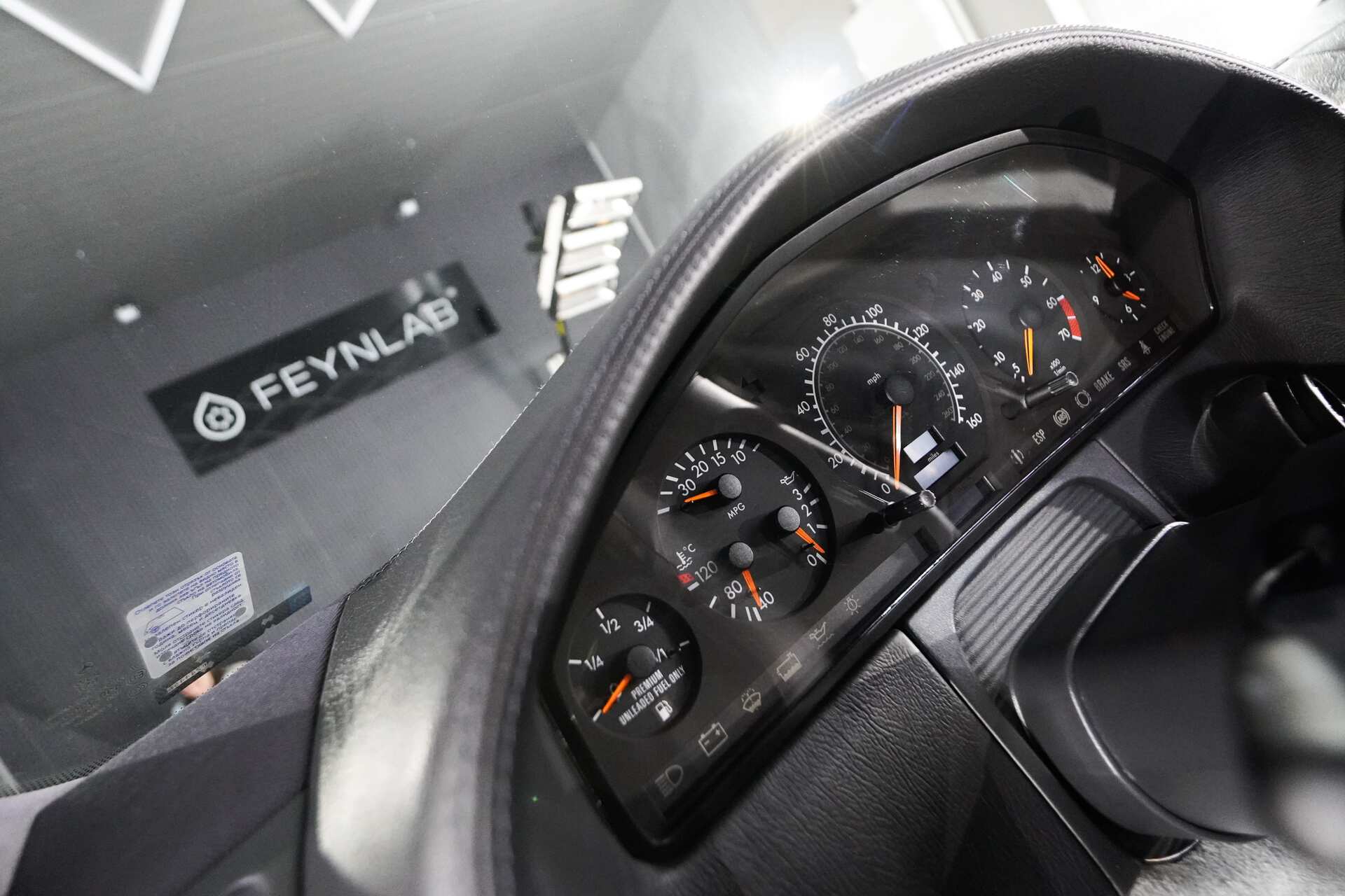 Mercedes-Benz-S600-28