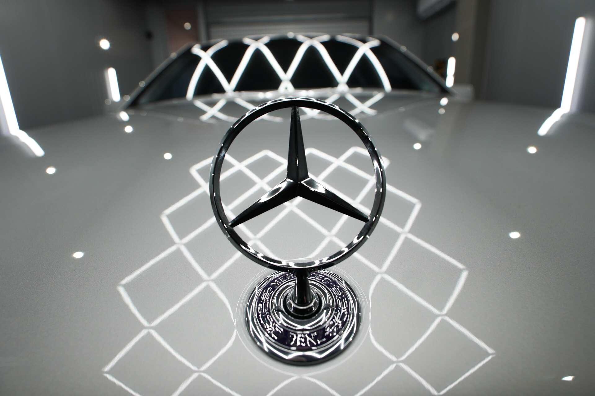 Mercedes-Benz-S600-3