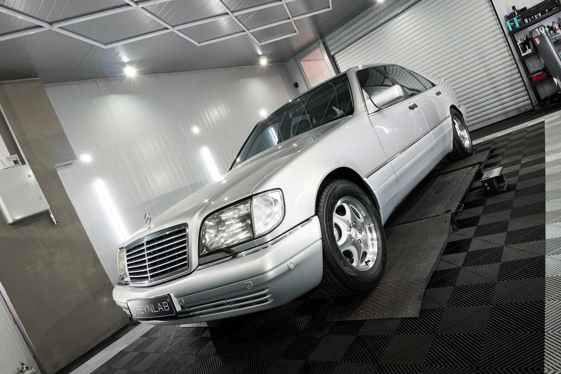 Mercedes-Benz-S600-5