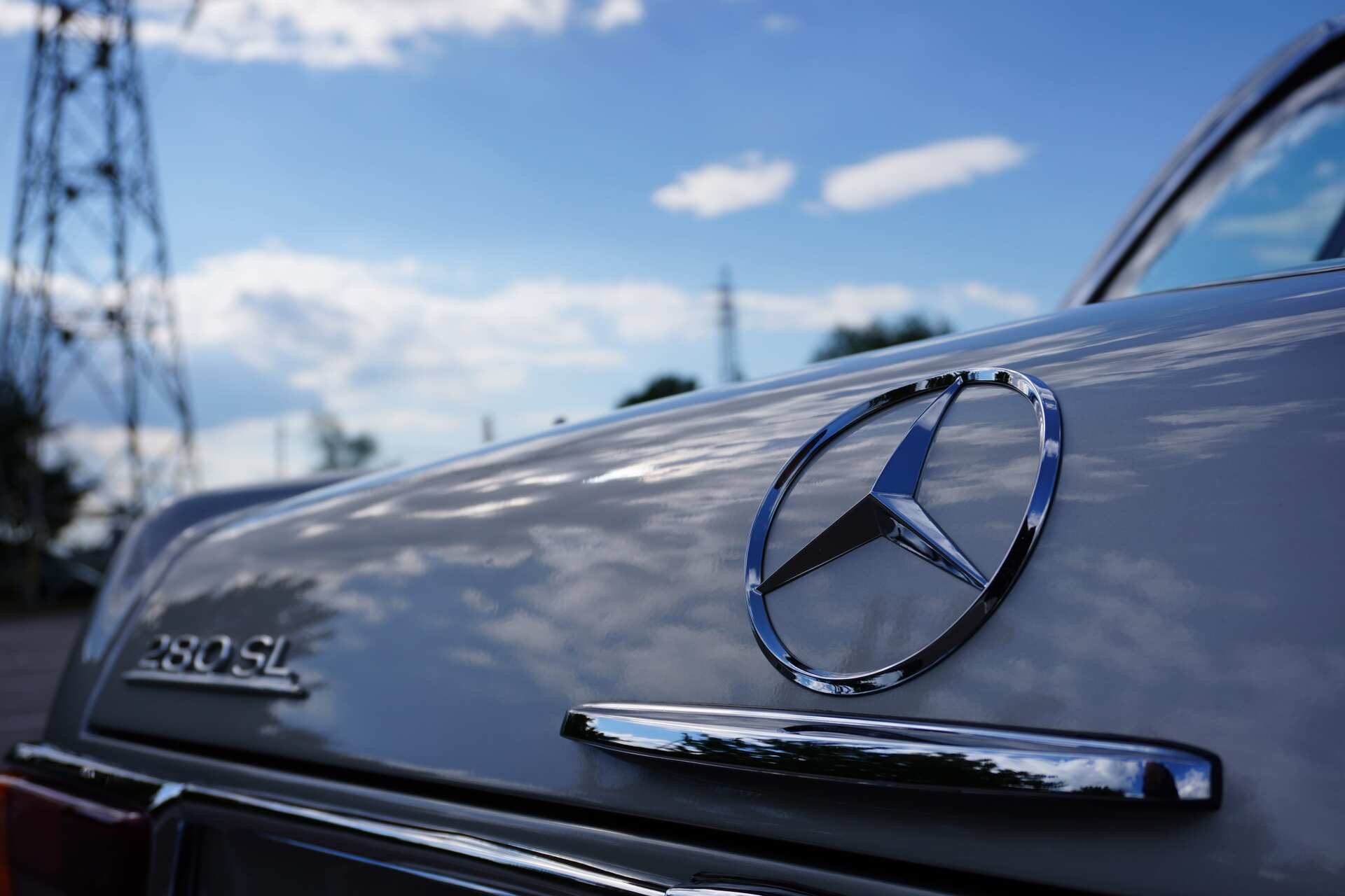 Mercedes-Benz-SL280-29