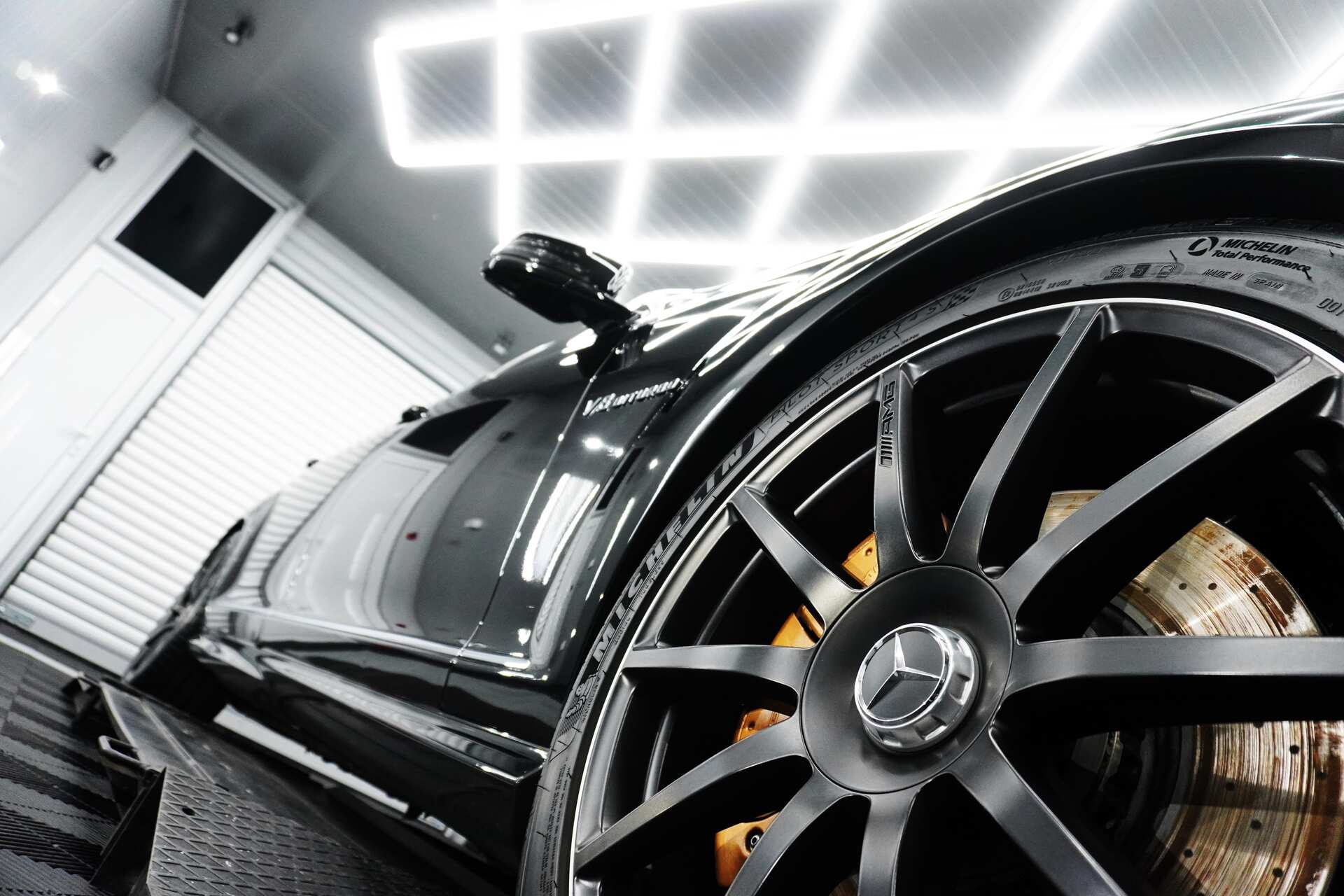 Mercedes-Benz-W221-10