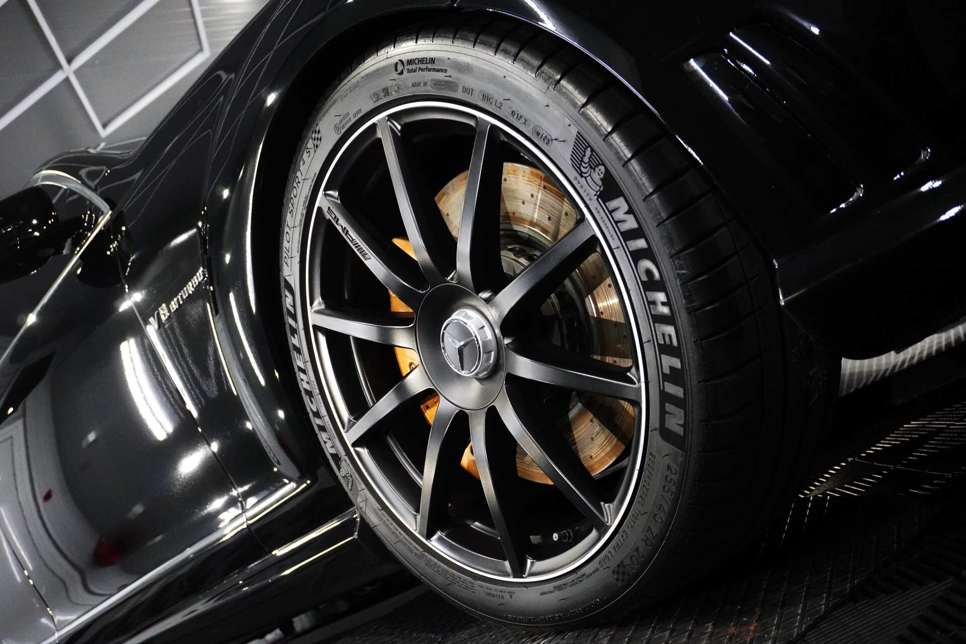 Mercedes-Benz-W221-7