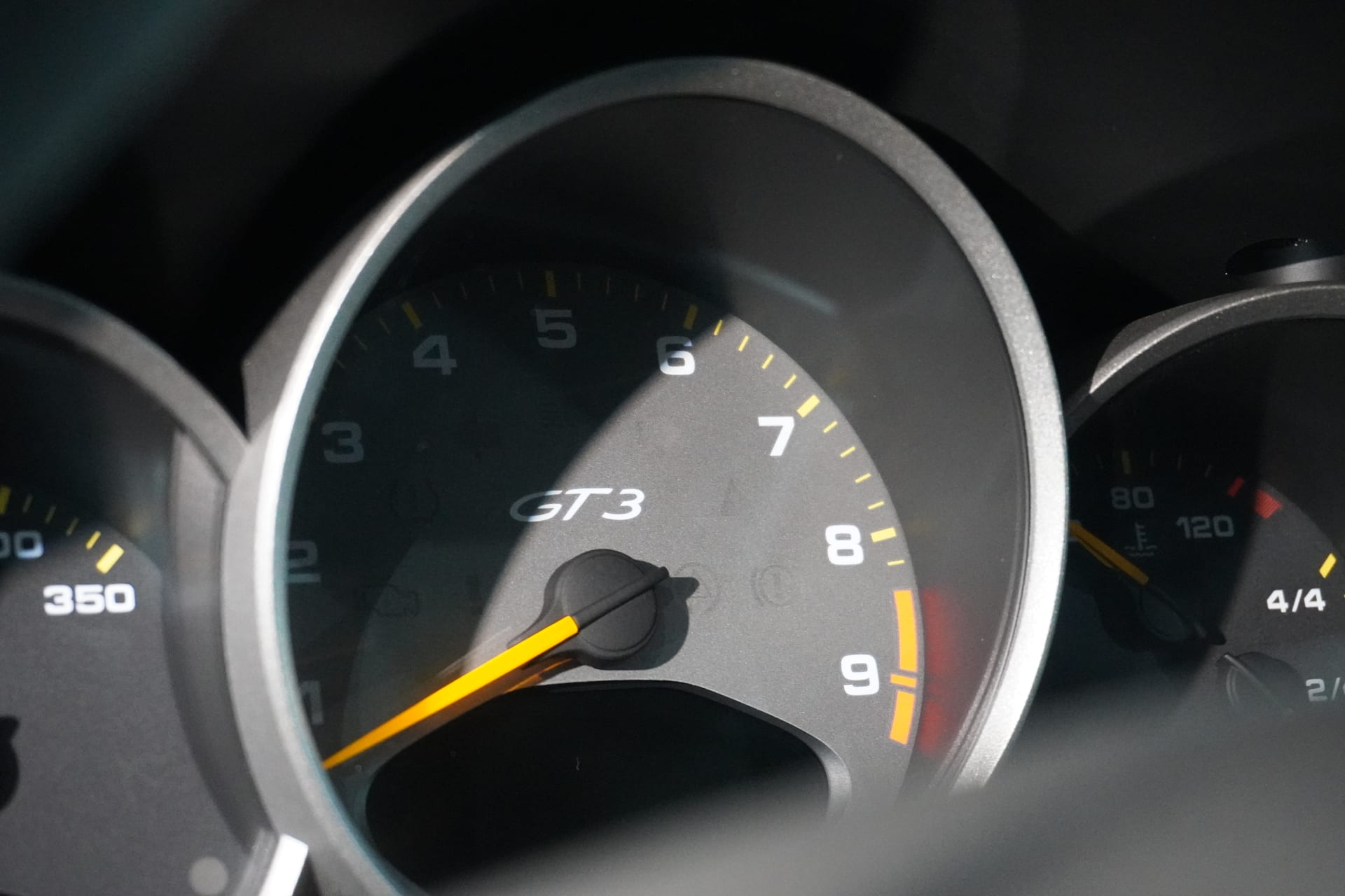 Porsche-997-GT3-RS-23