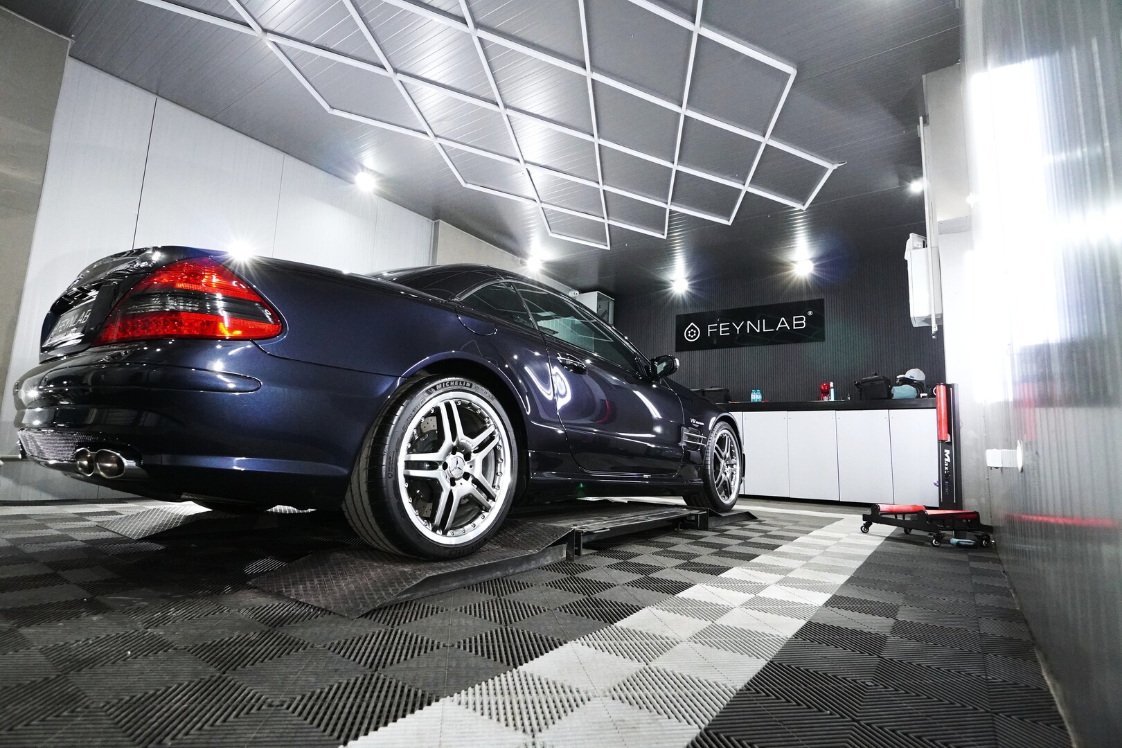 Mercedes-AMG-SL-65-32