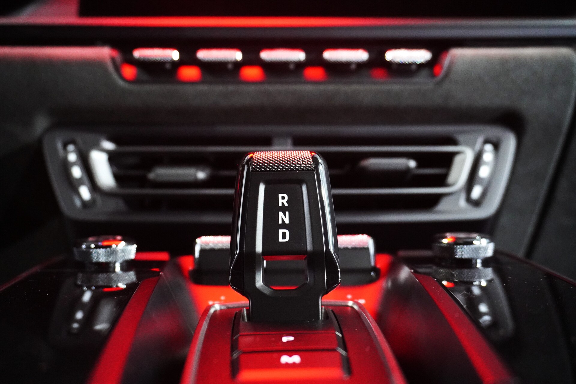 Porsche-911-Carrera4-GTS-24