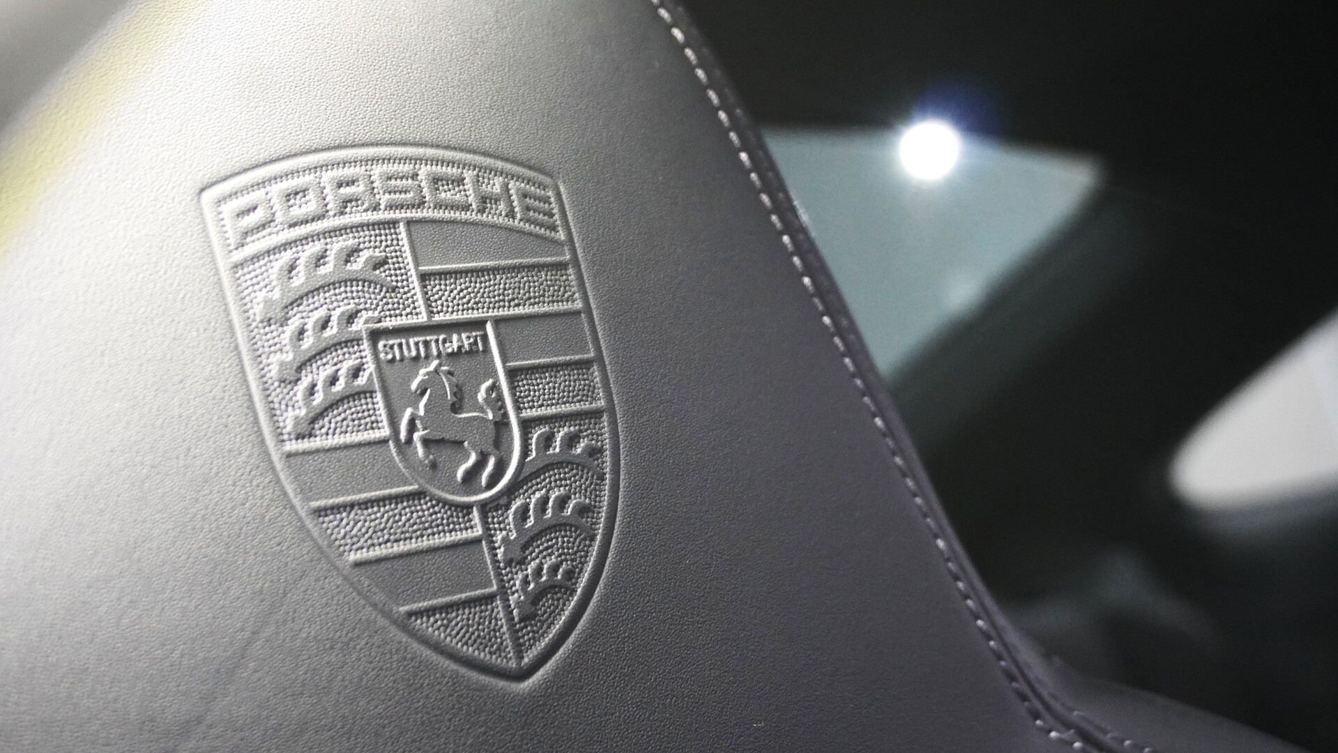 Porsche-911-Turbo-S-22