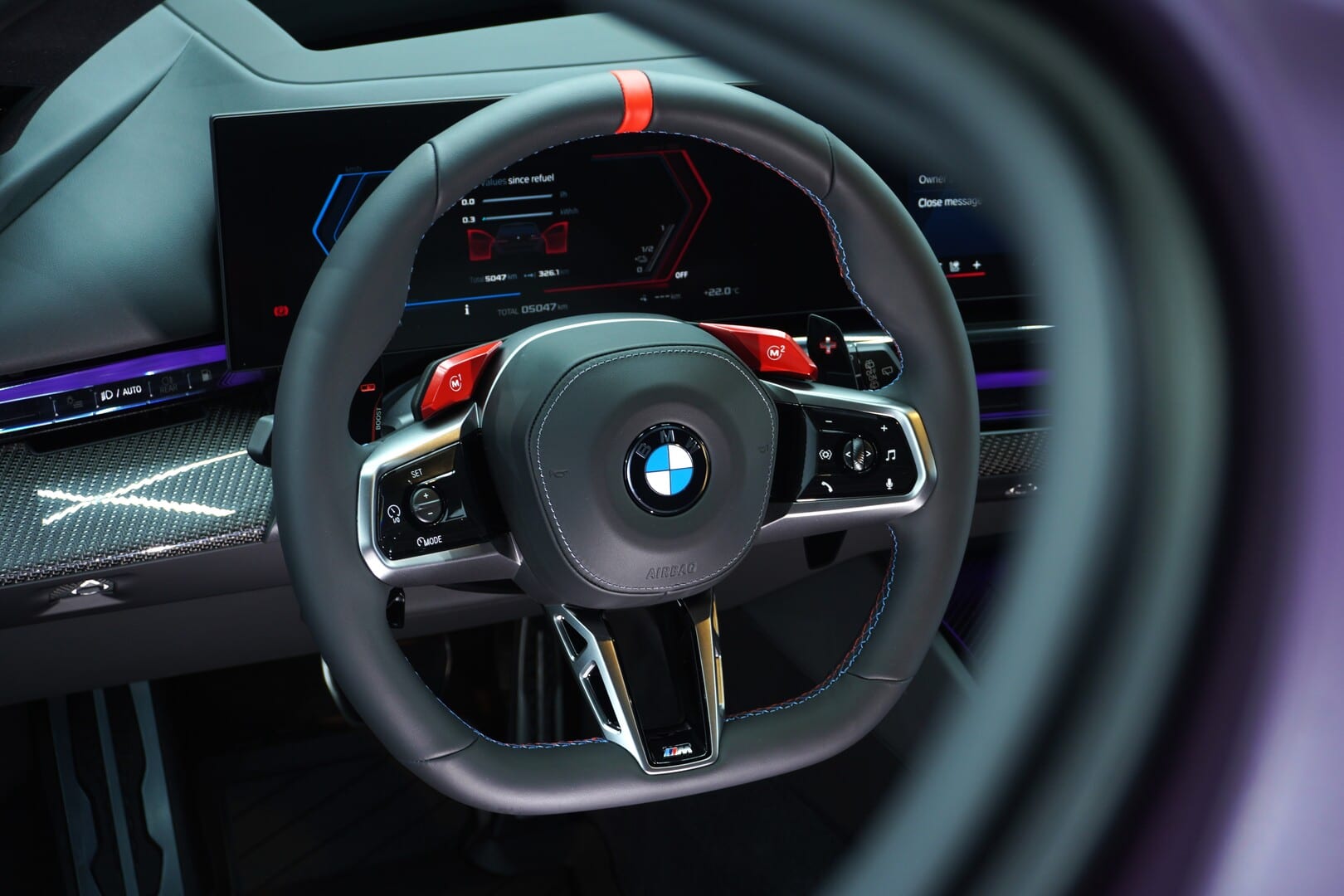 BMW-M5-12