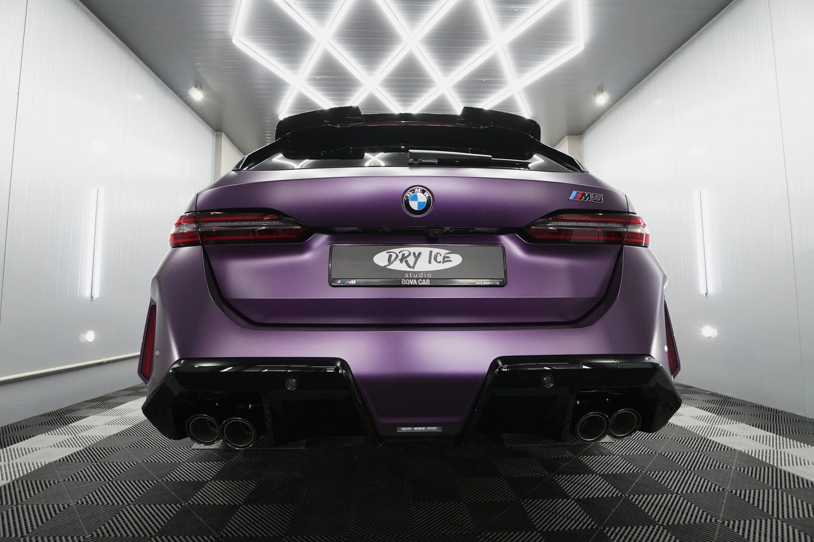 BMW-M5-7