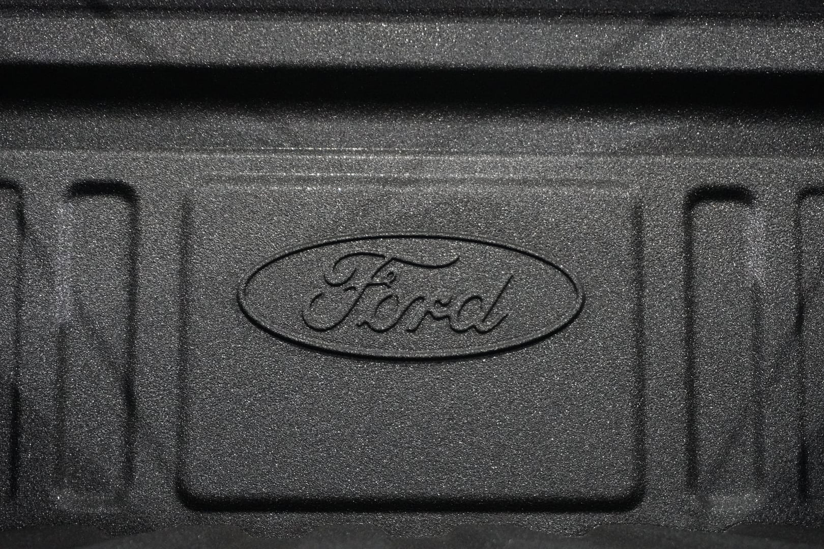 Ford-Raptor-R-15