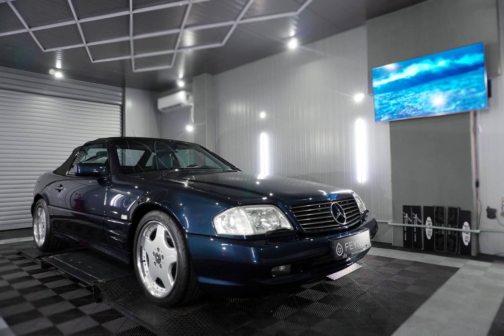 Mercedes-Benz-SL60-AMG-1