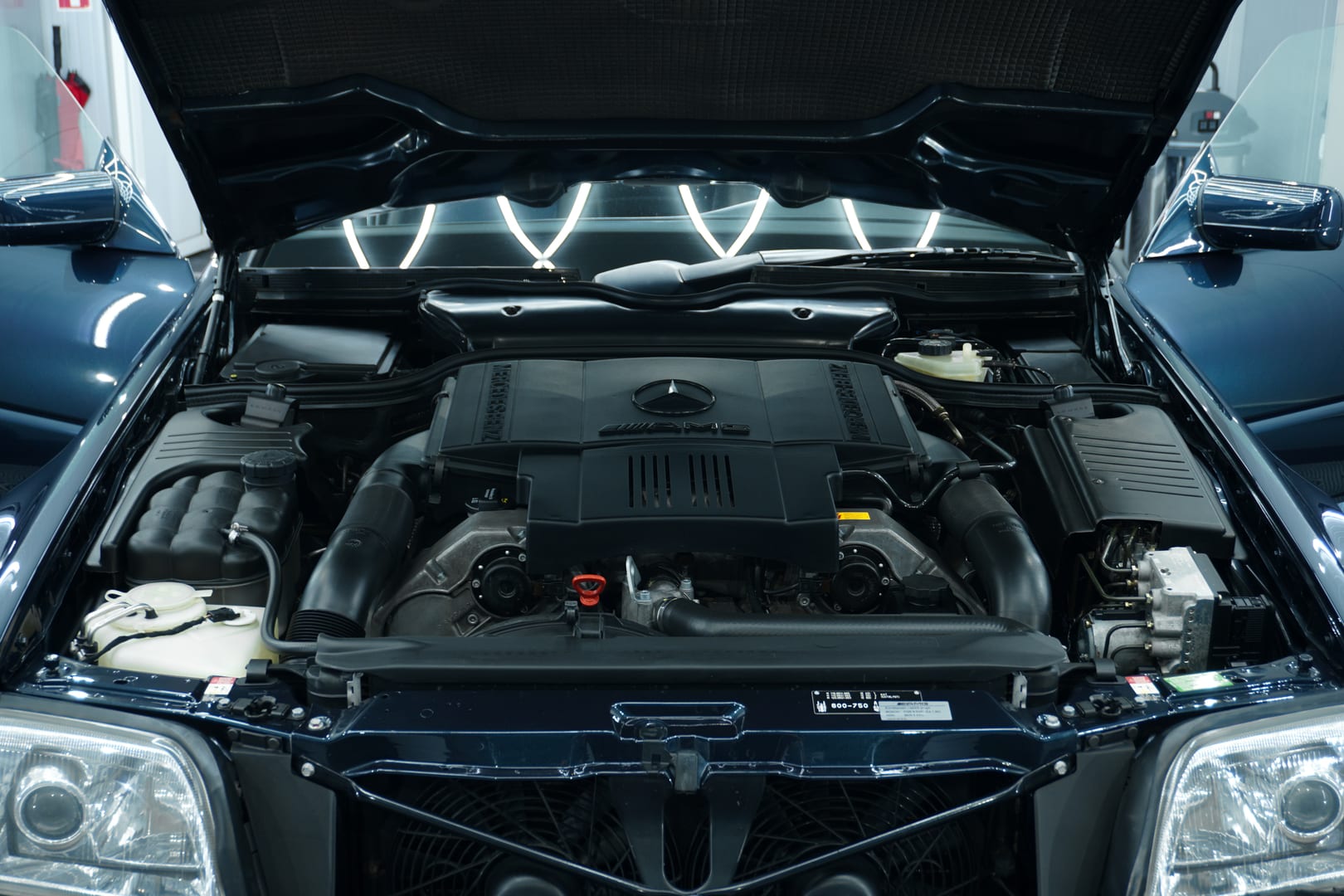 Mercedes-Benz-SL60-AMG-19