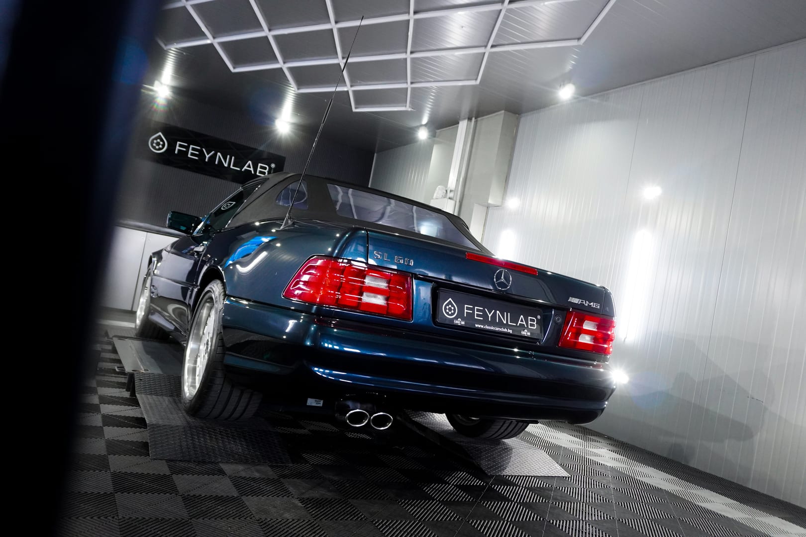 Mercedes-Benz-SL60-AMG-2