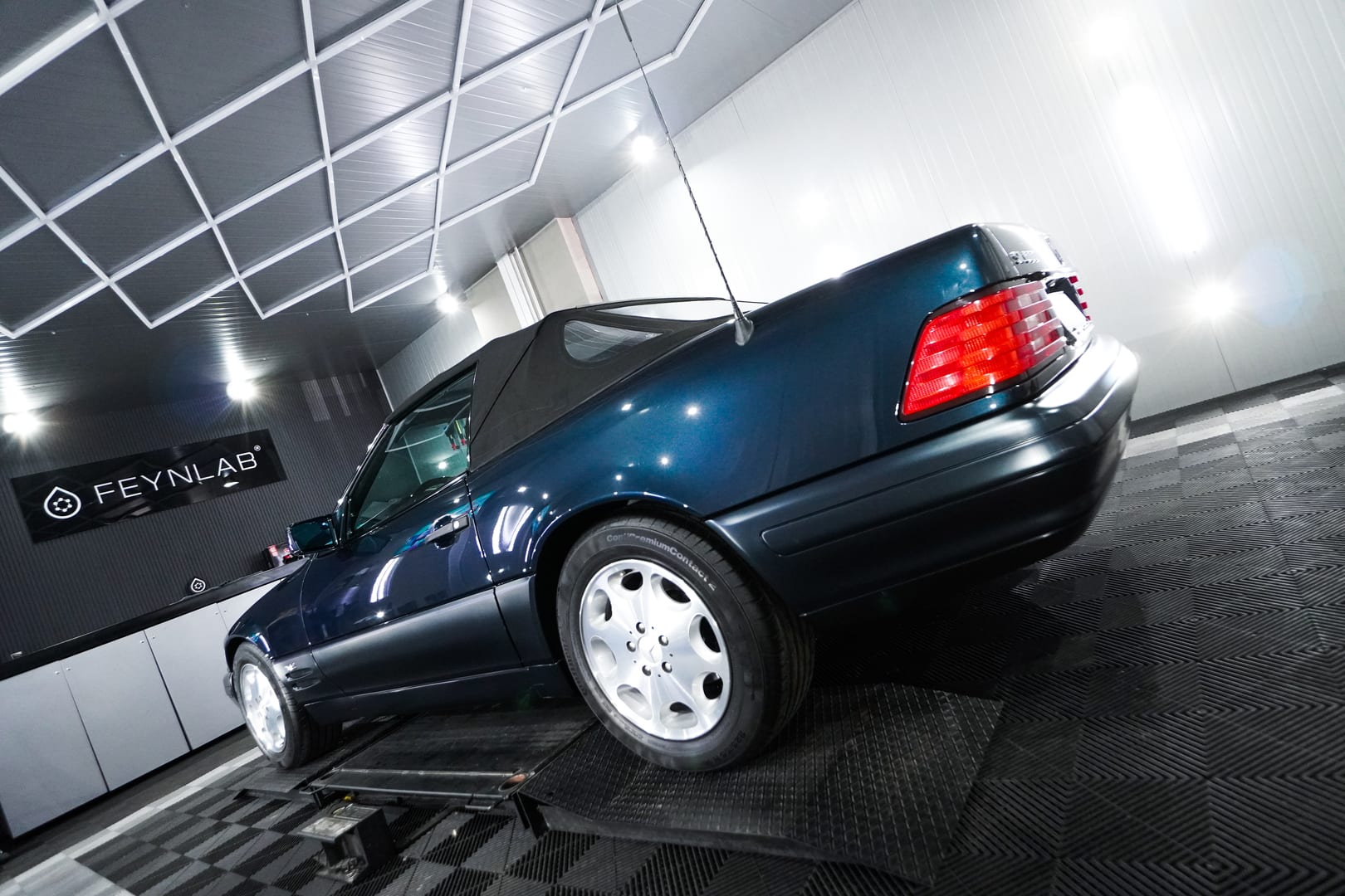 Merces-Benz-SL-600-13