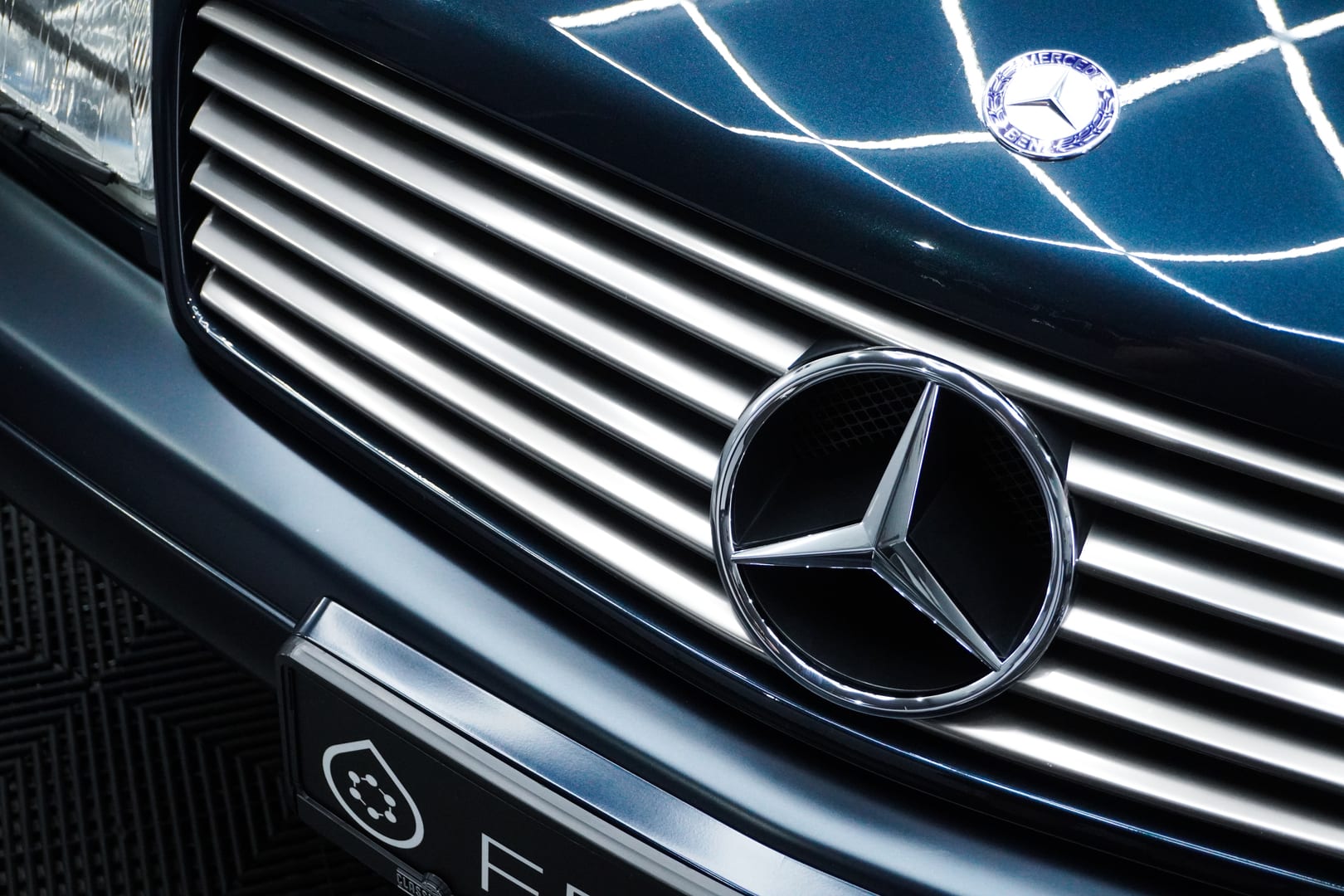 Merces-Benz-SL-600-4