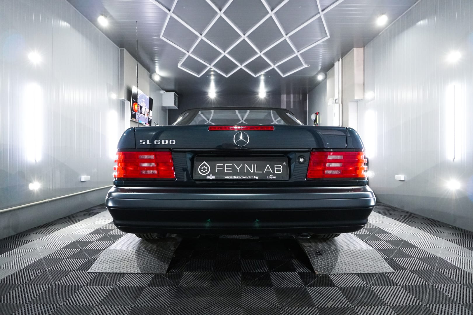 Merces-Benz-SL-600-5