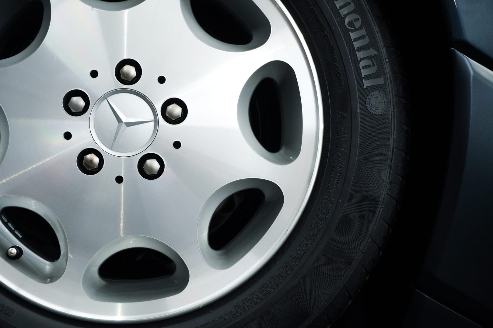 Merces-Benz-SL-600-8