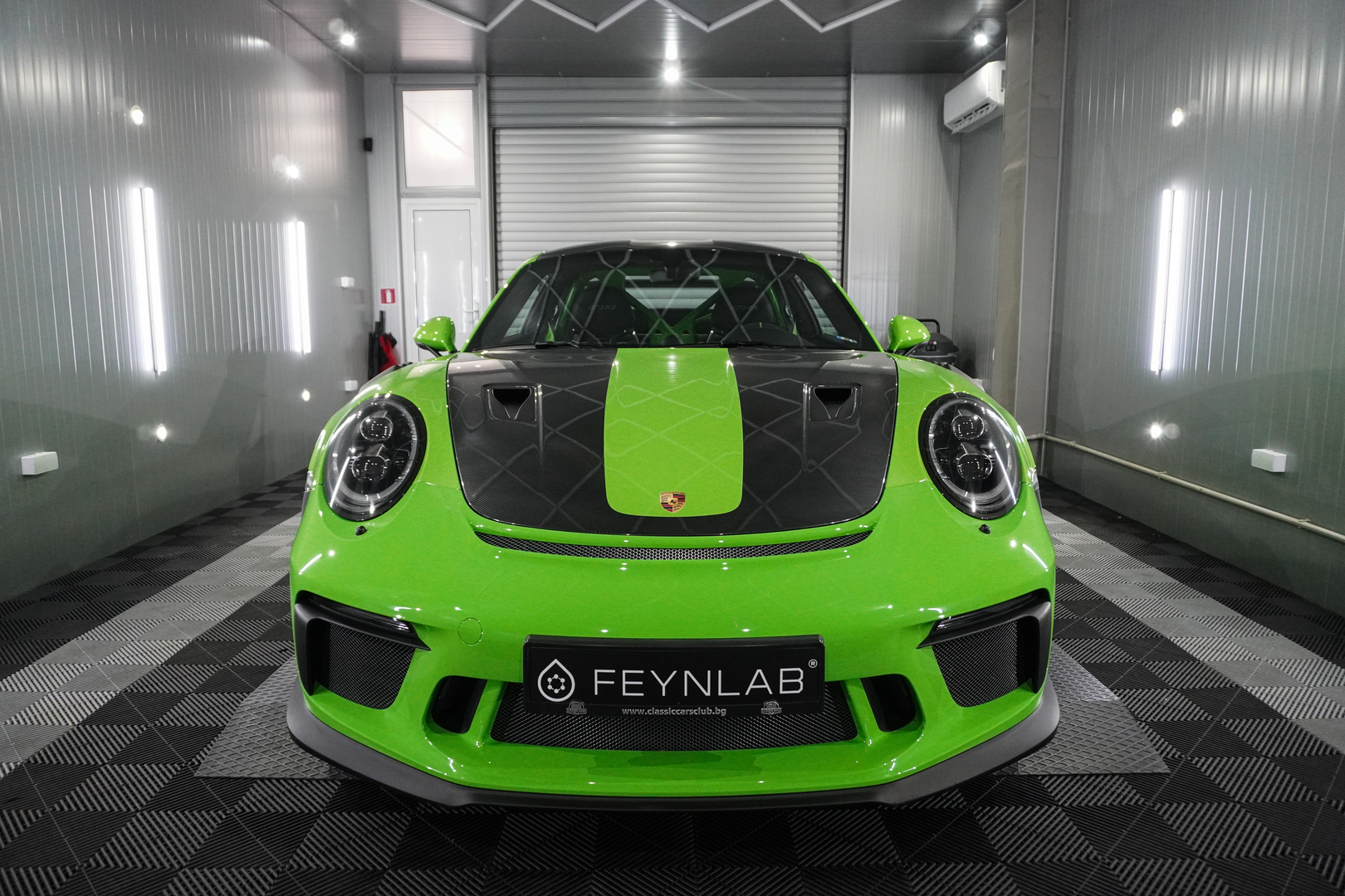 Porsche-911-GT3-RS-3