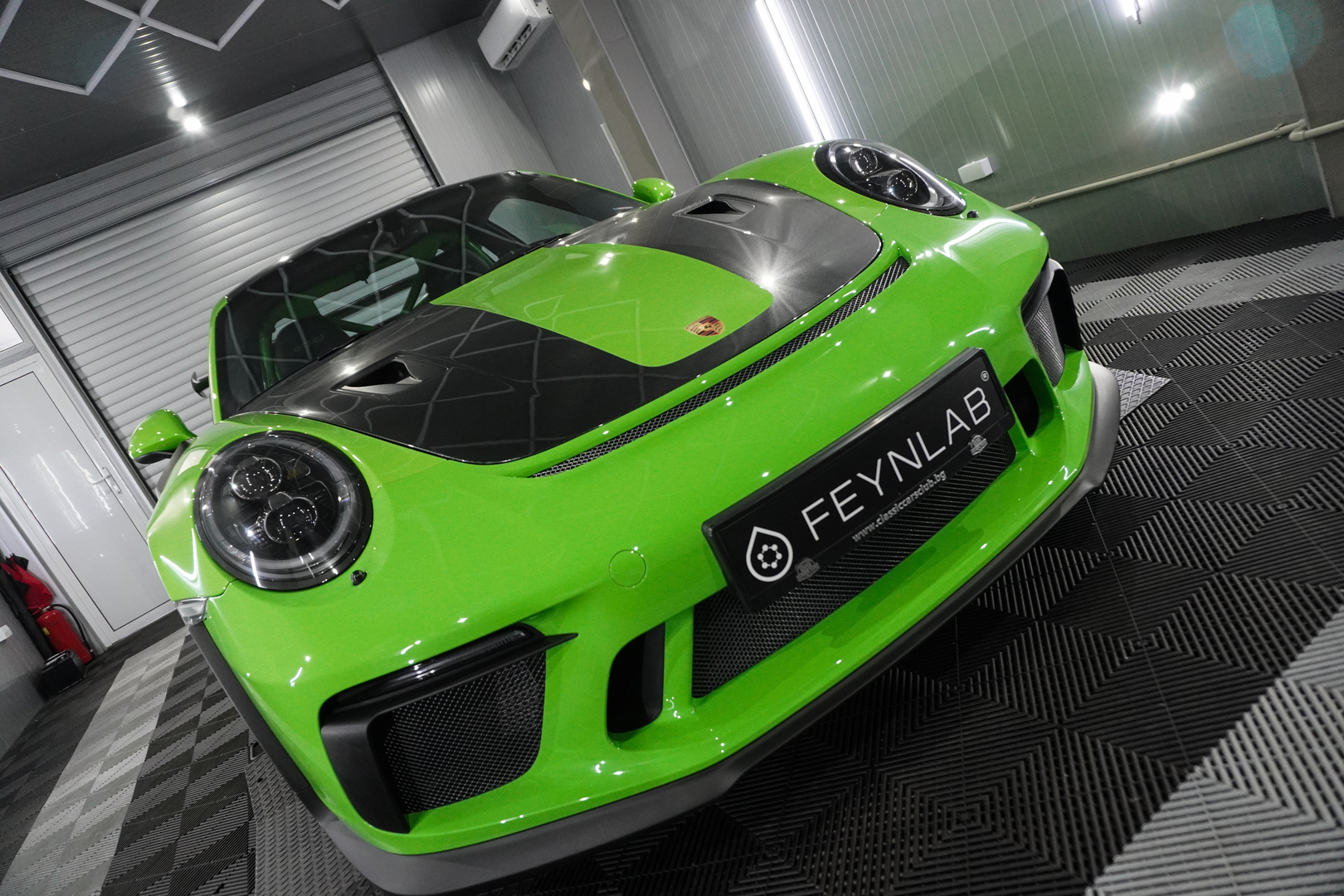 Porsche-911-GT3-RS-31