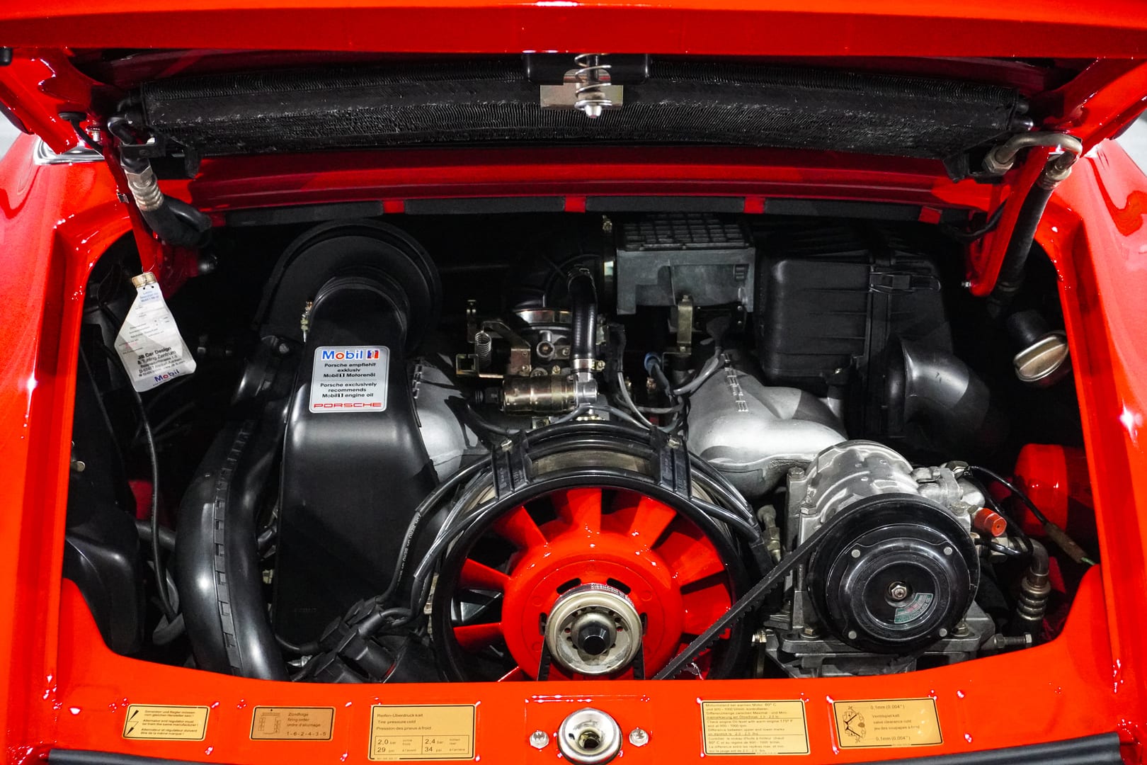 Porsche-911-Targa-15