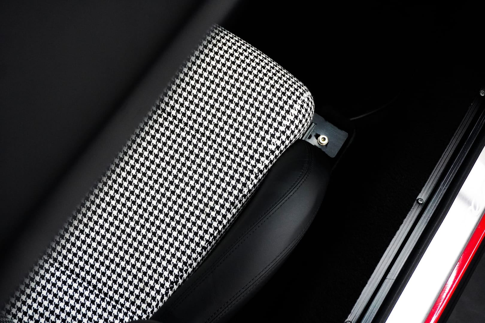 Porsche-911-Targa-21
