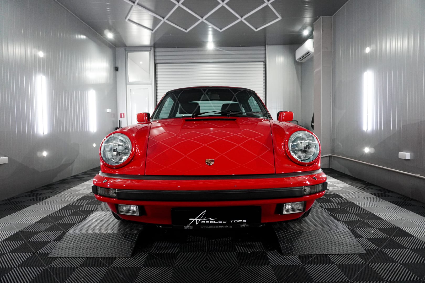 Porsche-911-Targa-4