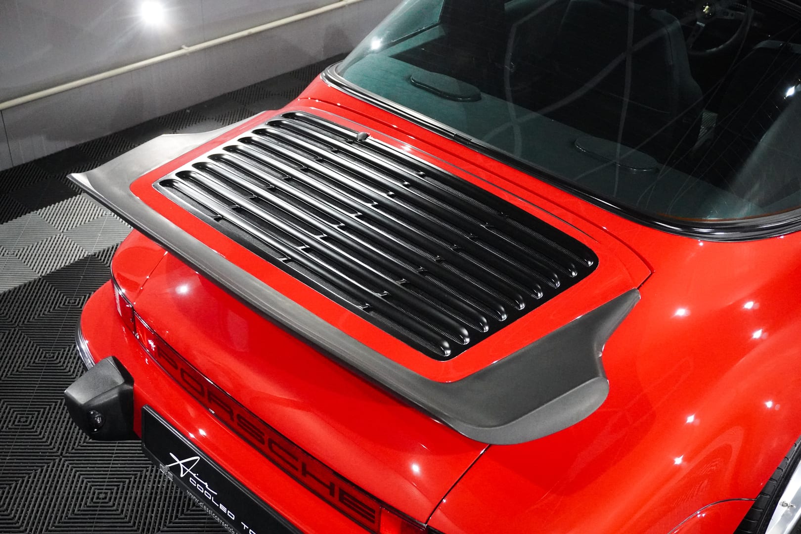 Porsche-911-Targa-8